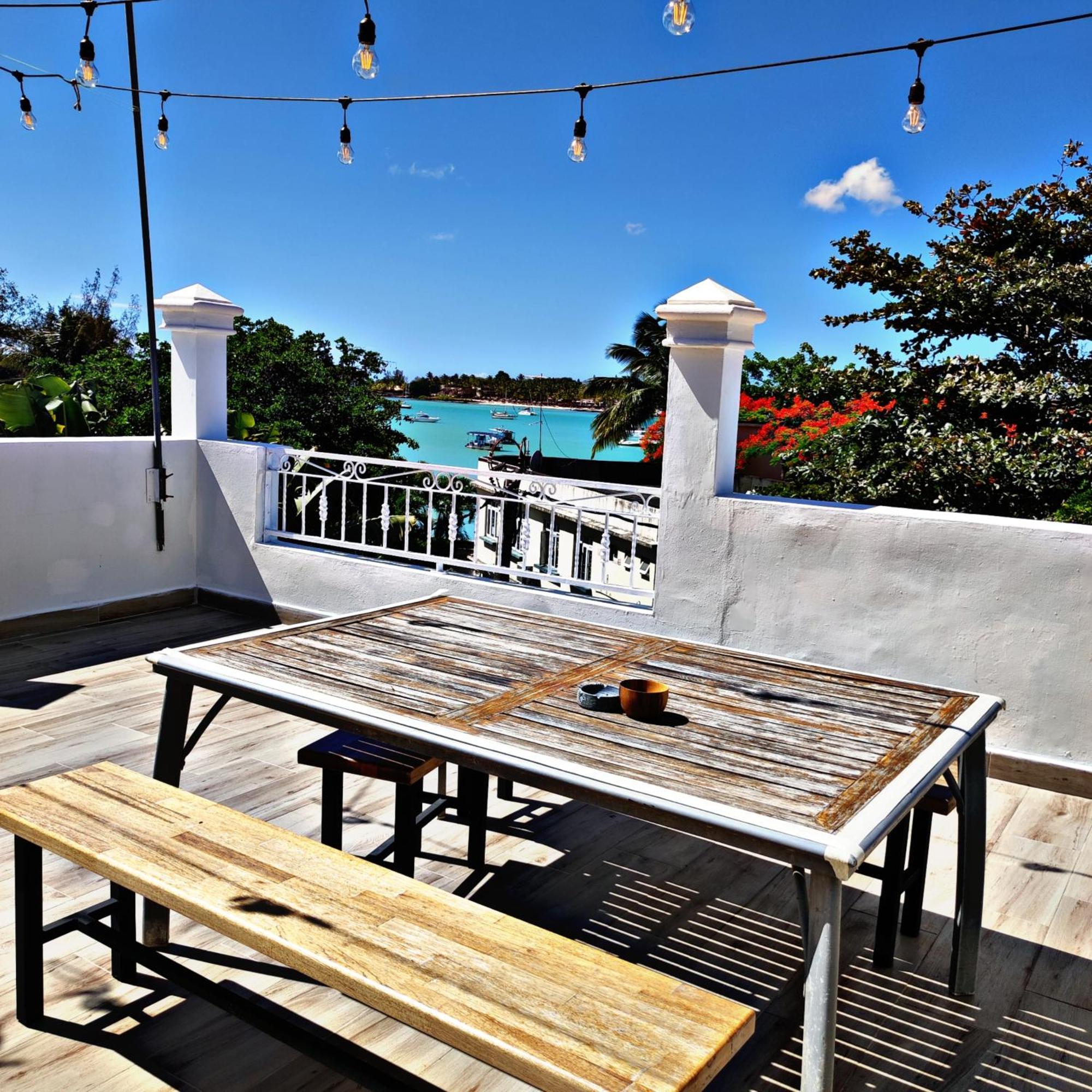 Grand Baie View Appart Buitenkant foto